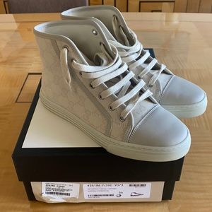 Authentic Gucci sneakers